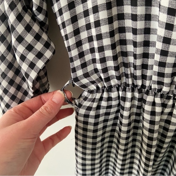Missguided gingham wrap dress - Picture 3 of 7